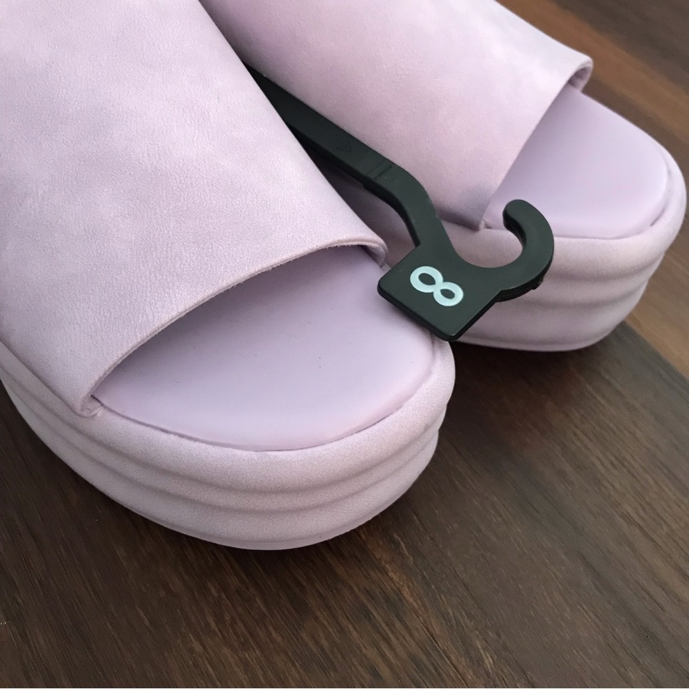 No Boundaries 2.5" Flatform Purple Wedge Sandals NWT - Picture 4 of 5